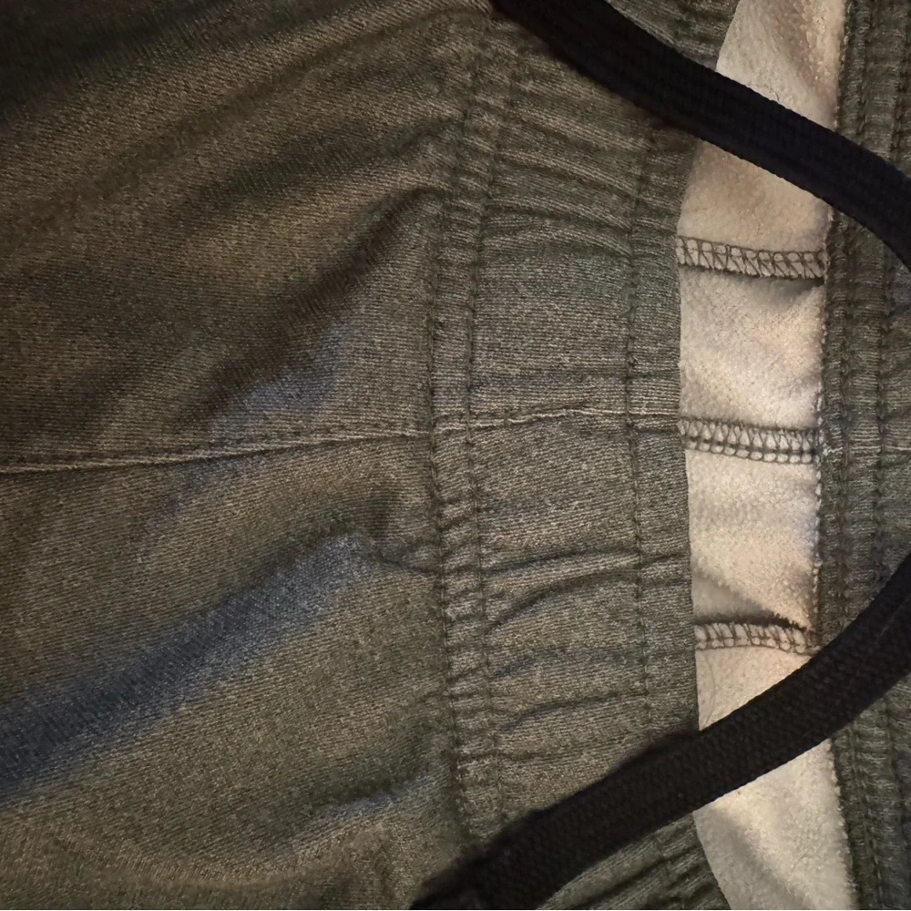 Old Navy Fleece-Lined Activewear Pants
